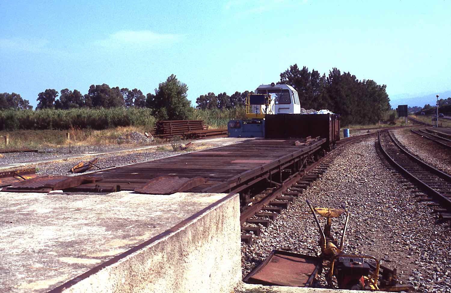 FJ857.jpg