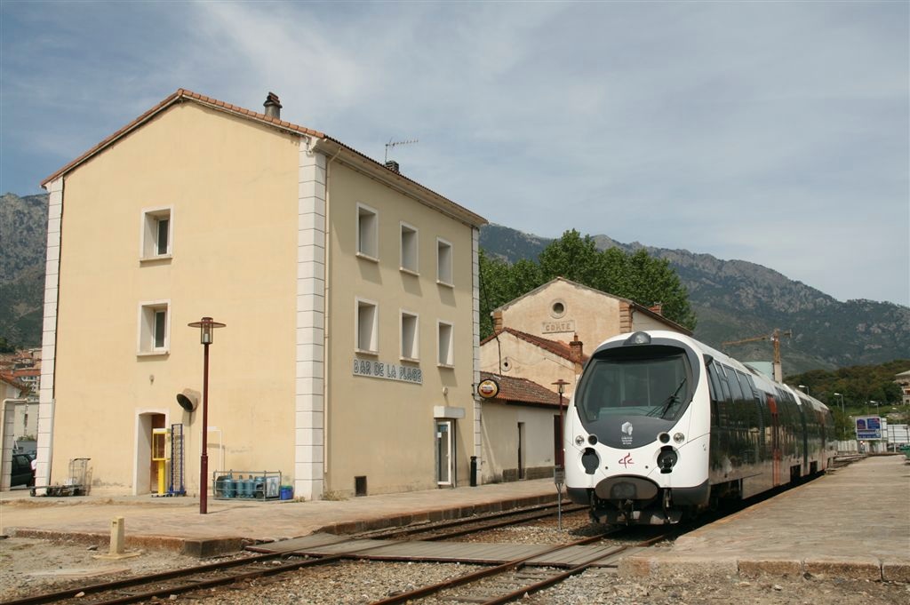 Corte station AMG 800
