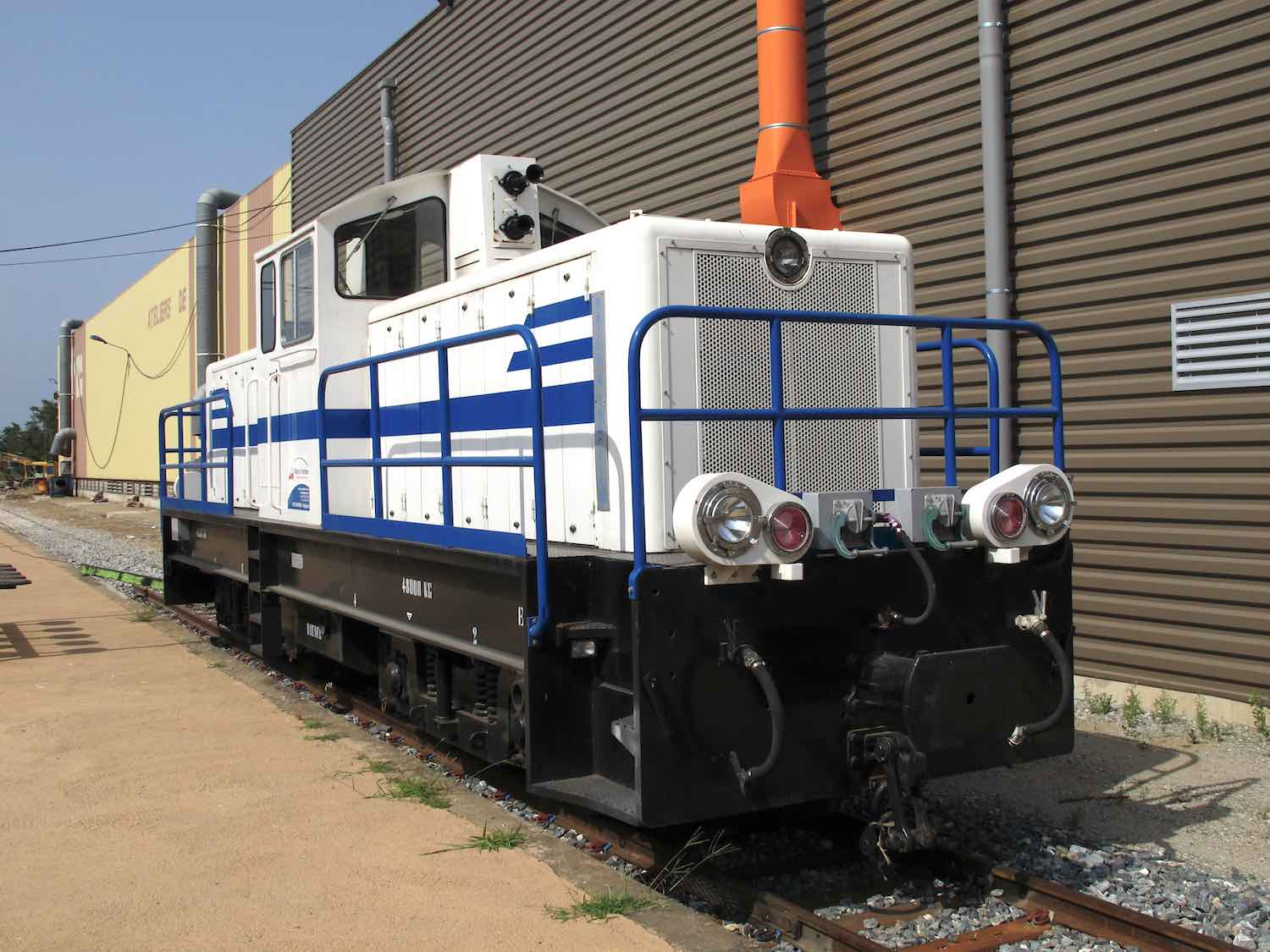 AU0667.jpg