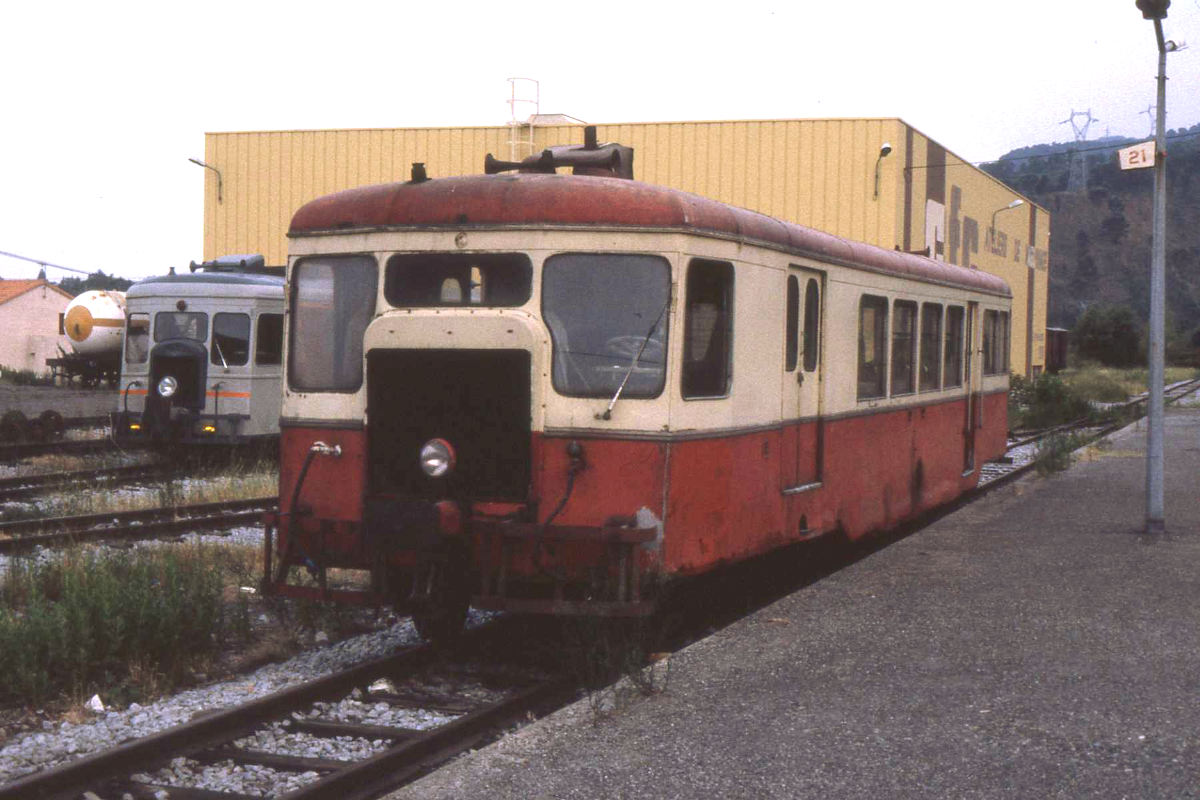 ME80_725.jpg